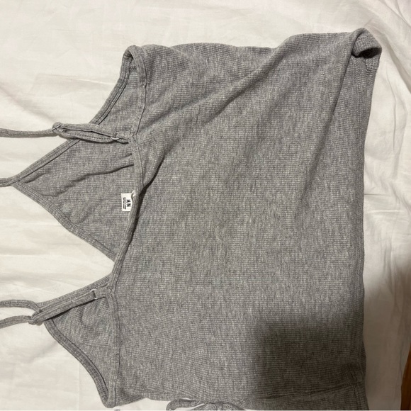 Grey tank top, formal with tie. - Picture 4 of 4